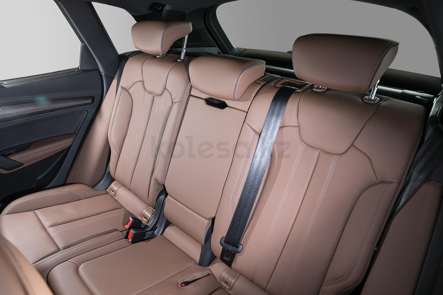 Audi Q5 SUV 2020 - н.в. года