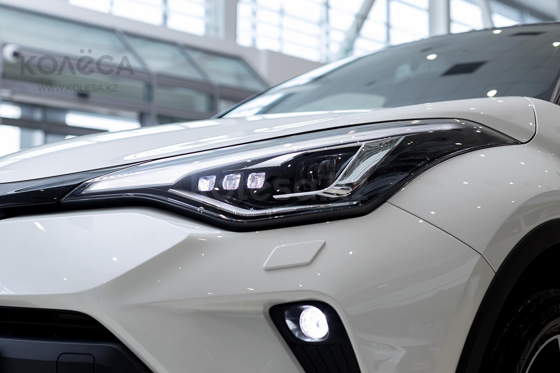 Toyota C-HR J класса 2020-2021 года