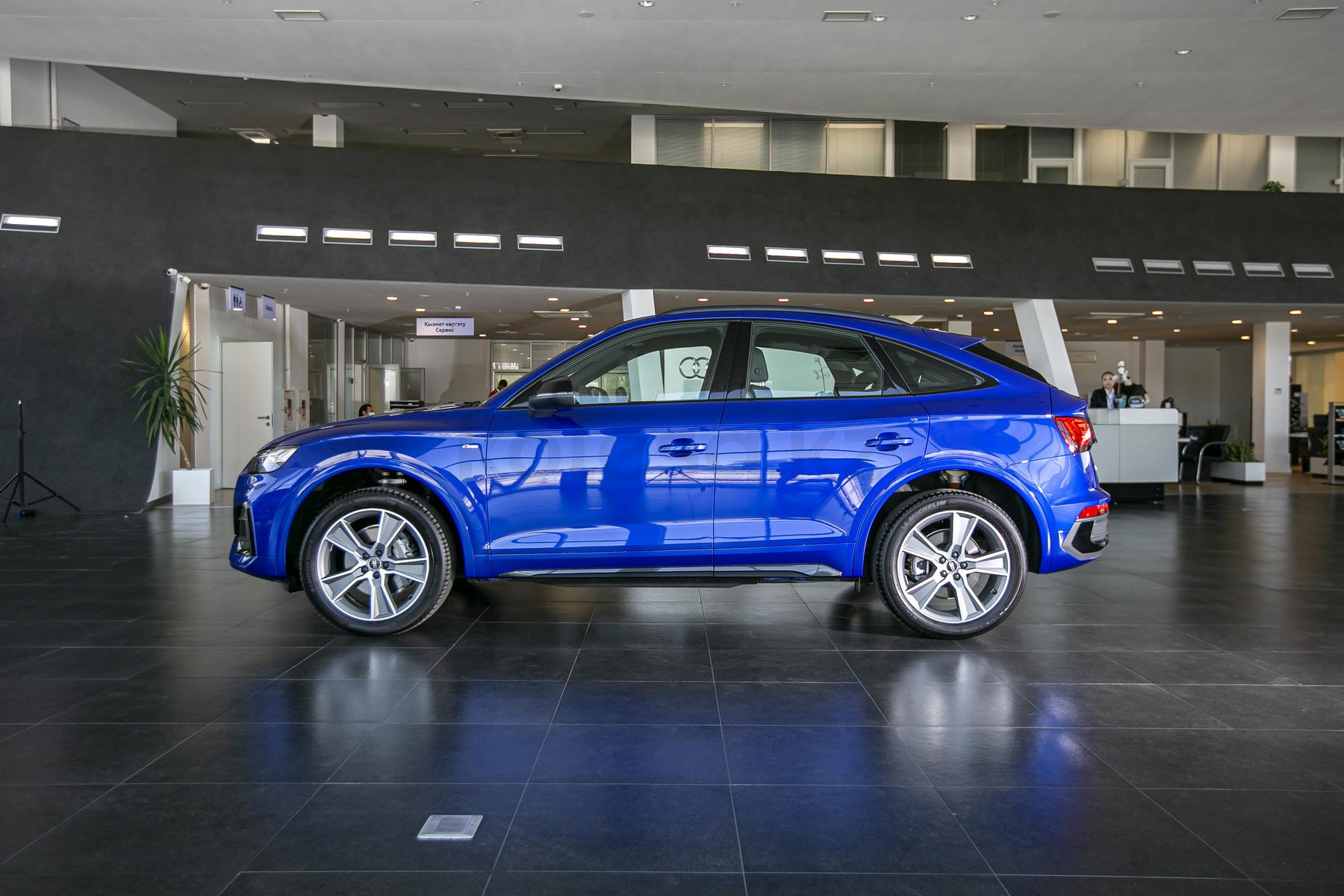 Audi Q5 Sportback SUV 2020 - н.в. года от 46 575 990 тенге