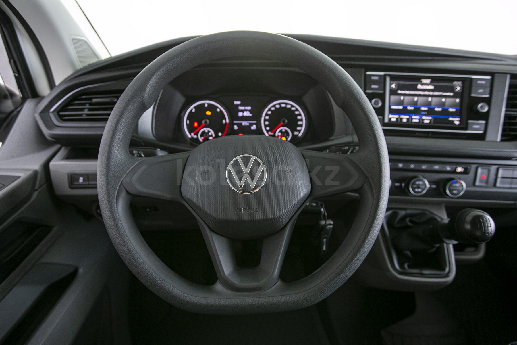 Volkswagen Caravelle М 2019 - н.в. года от 27 250 000 тенге