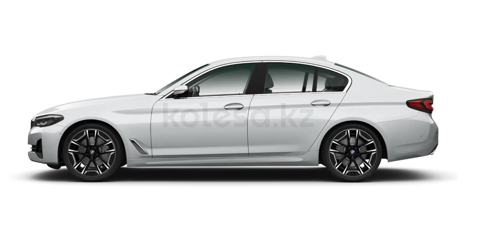 BMW 5 серия C 2020 - н.в. года от 38 386 521 тенге