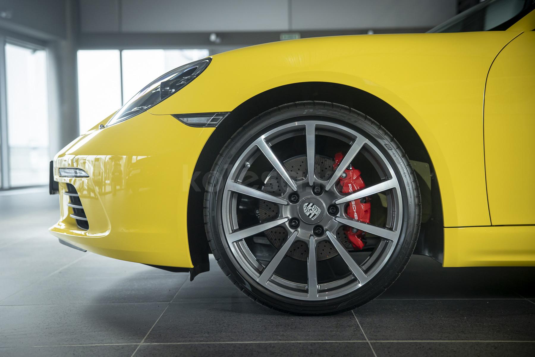 Porsche Cayman S 2016 - н.в. года от 61 000 000 тенге
