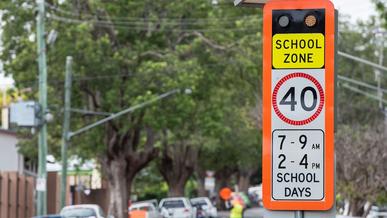 В Австралии начали использовать скрытые радары возле школ