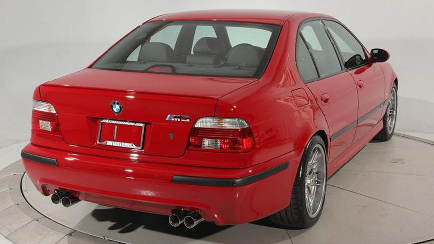 Двадцатилетний BMW M5 оценили дороже Porsche 911 Turbo