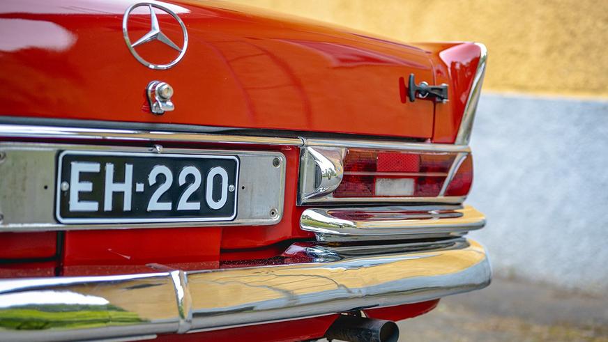 Раллийный Mercedes-Benz из 60-х пустят с молотка
