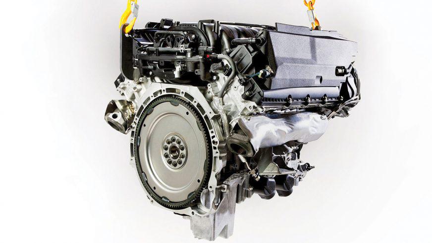 Land Rover Discovery 4 - 2011 - двигатель
