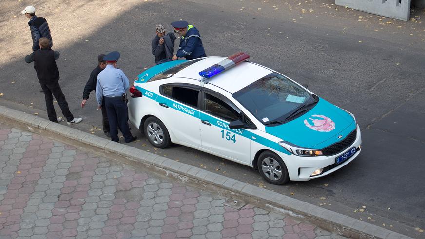 2016. Kia Cerato третьего поколения (YD) после рестайлинга на службе в полиции Алматы