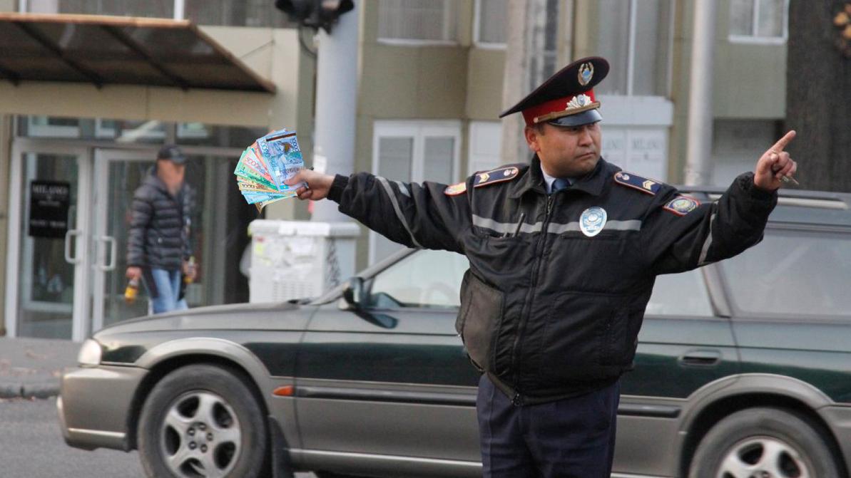 На 65 % поднимут зарплату патрульным в Казахстане