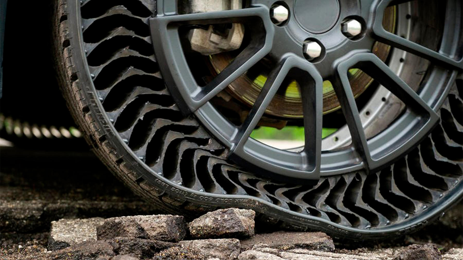 Michelin и General Motors станут делать безвоздушные шины для легковушек