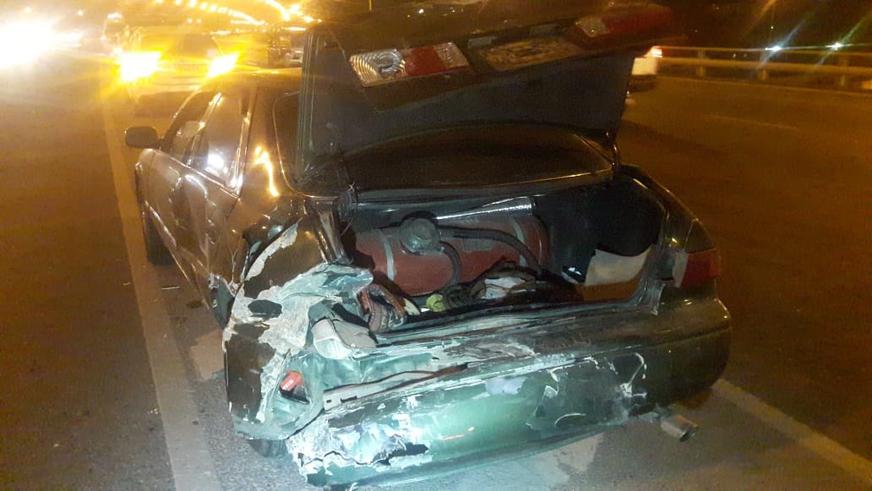 КАМАЗ протаранил Toyota Camry. Один человек погиб