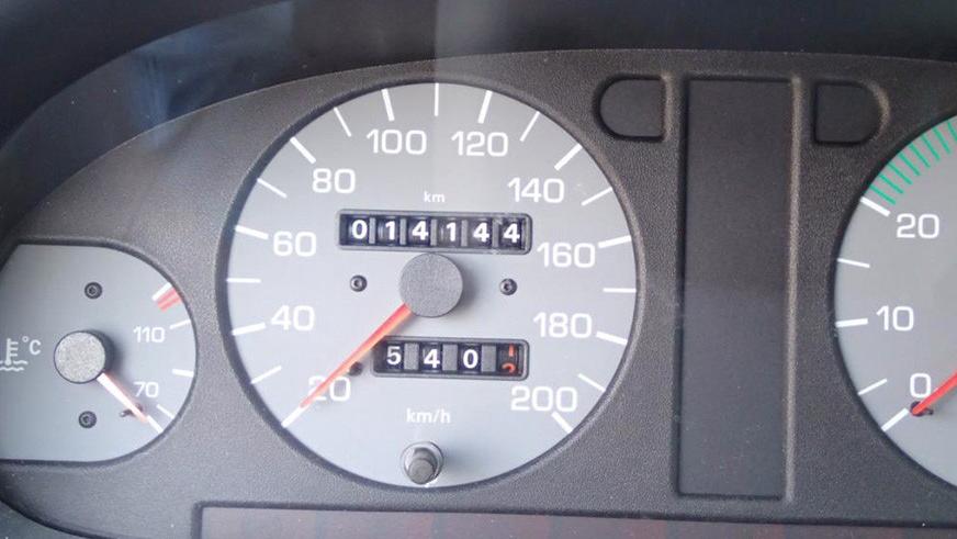 Škoda Felicia с мизерным пробегом оценили в 46 тысяч долларов