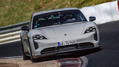 Porsche Taycan отобрал у Tesla Model S рекорд Нюрбургринга