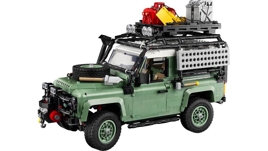 Lego спрятала новый конструктор для сборки Defender в глухом лесу