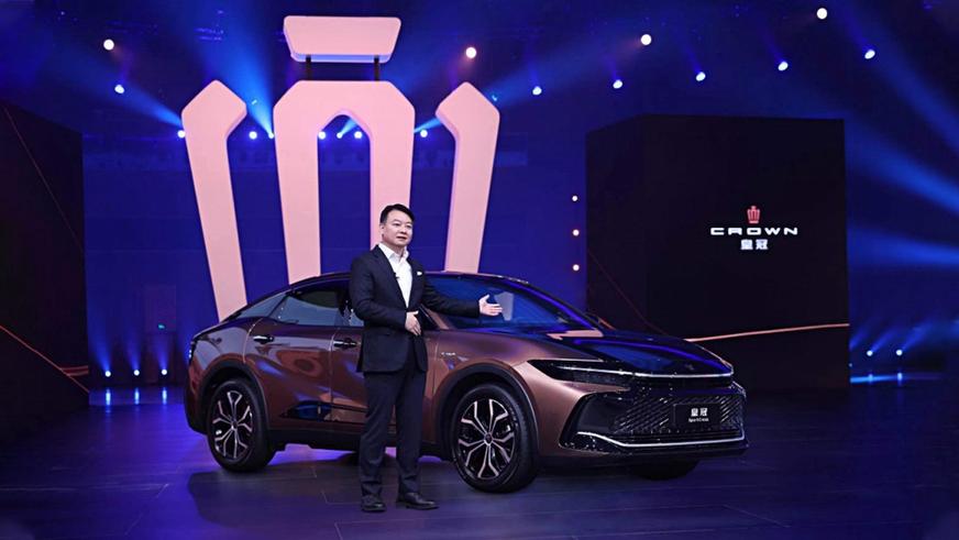 Toyota сделала Crown самостоятельной маркой для Китая