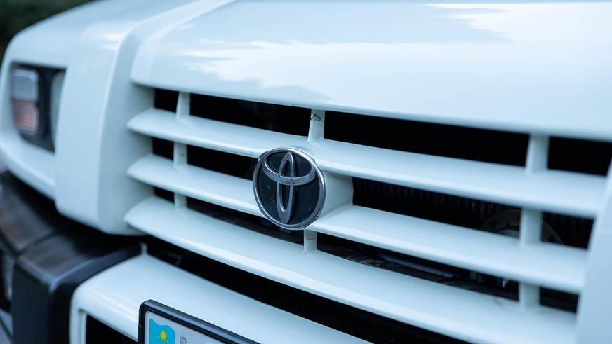 Toyota Mega Cruiser из Казахстана продали на торгах в США