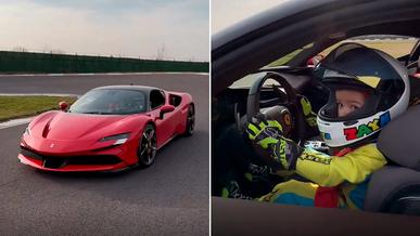 Трёхлетний сын турецкого депутата прокатился за рулём 1000-сильной Ferrari