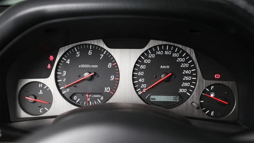 Nissan Skyline GT-R V-Spec II Nur – настоящая капсула времени