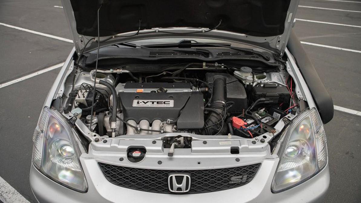 Внедорожный Honda Civic оценили всего в 2.9 млн тенге
