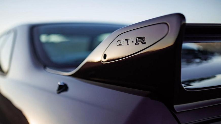 Практически новый Nissan Skyline GT-R продадут на аукционе