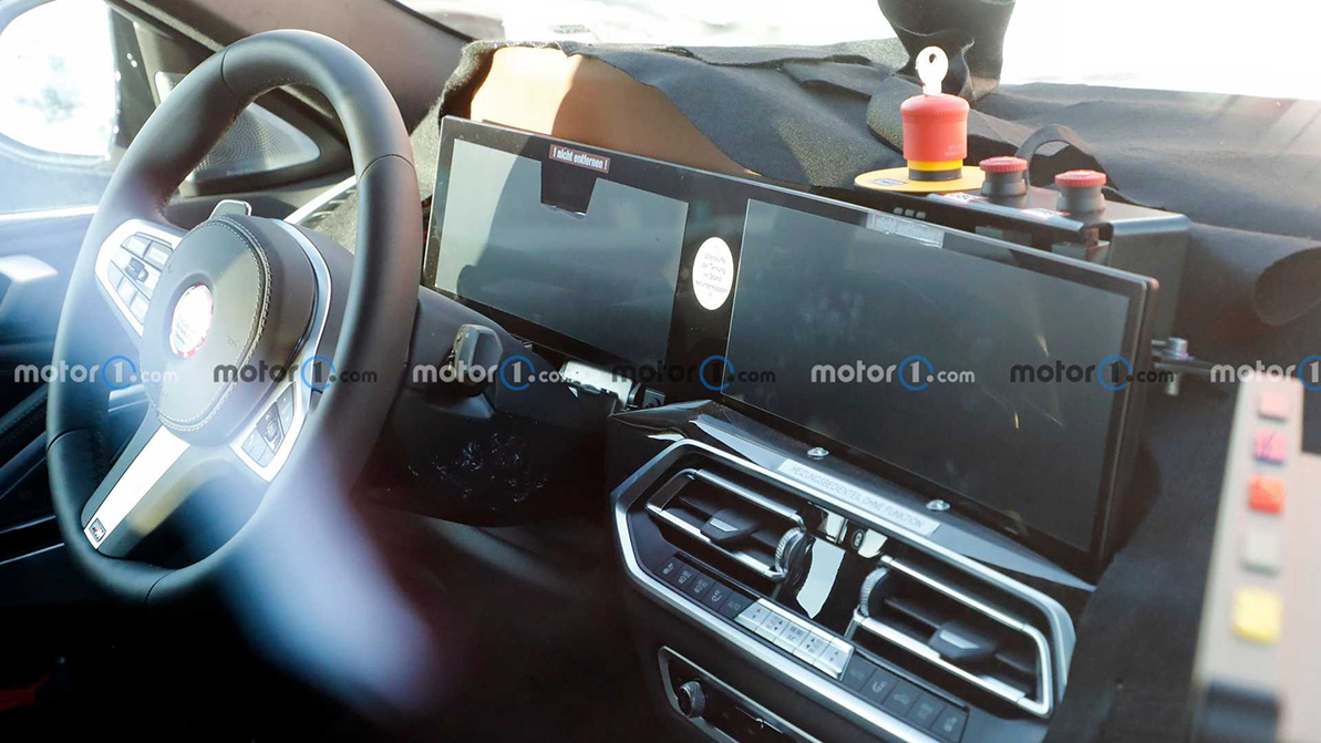 BMW X6 вознаградят огромными экранами