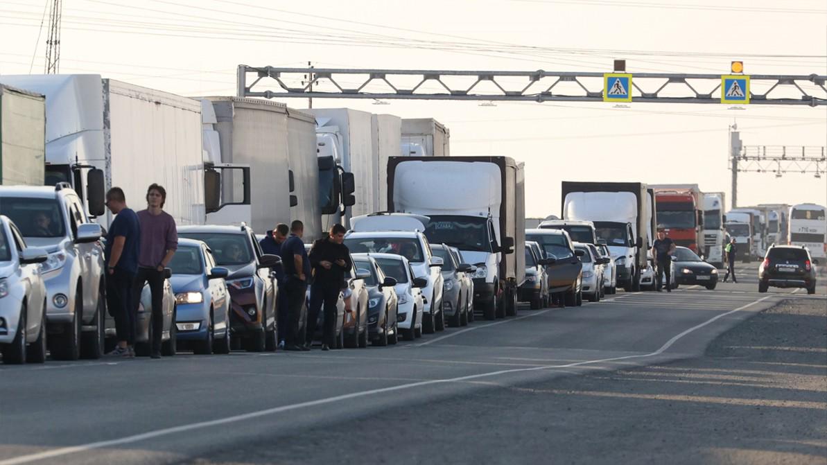 Отдельные коридоры для казахстанцев могут открыть на границе с РФ