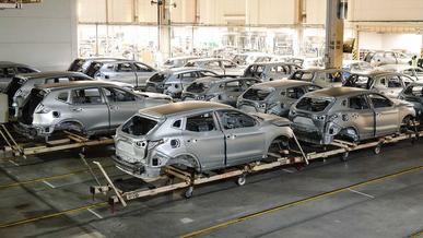 Официально: АВТОВАЗ будет делать на заводе Nissan в Петербурге большие кроссоверы