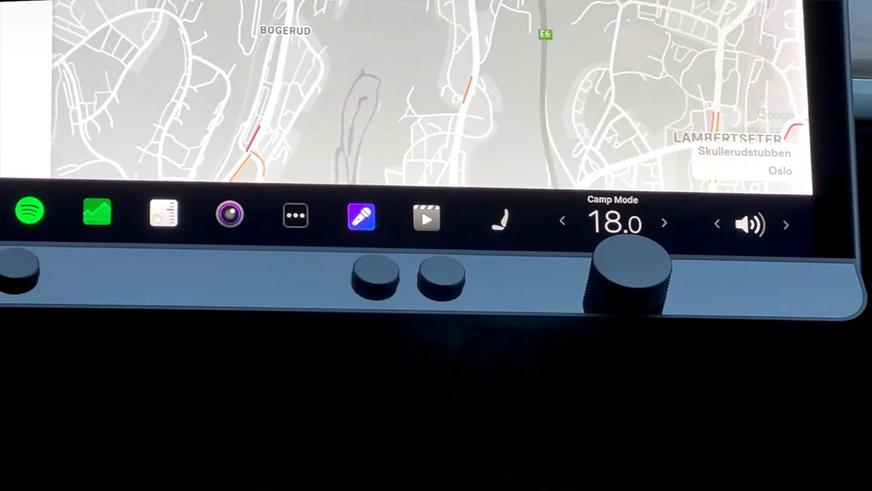 Из рубрики «Своими руками»: как установить кнопки в салон Tesla Model 3