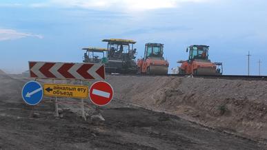 Триста нарушений выявили прокуроры при строительстве дорог в Казахстане
