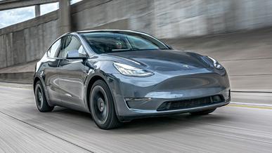 Tesla Model Y — 2023 жылғы ең өтімді автомобиль