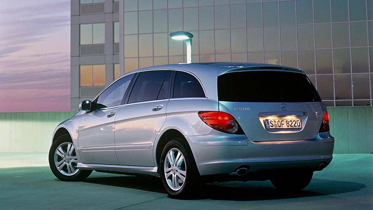 В России отзывают старые Mercedes-Benz GL и ML