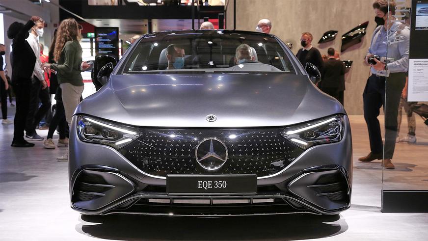 Mercedes-Benz E-Class стал электрическим