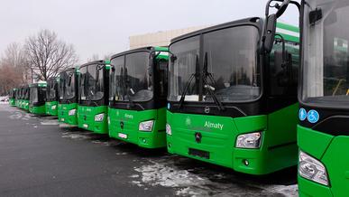 Пока Алматы не выйдет из красной зоны, автобусы по выходным ходить не будут