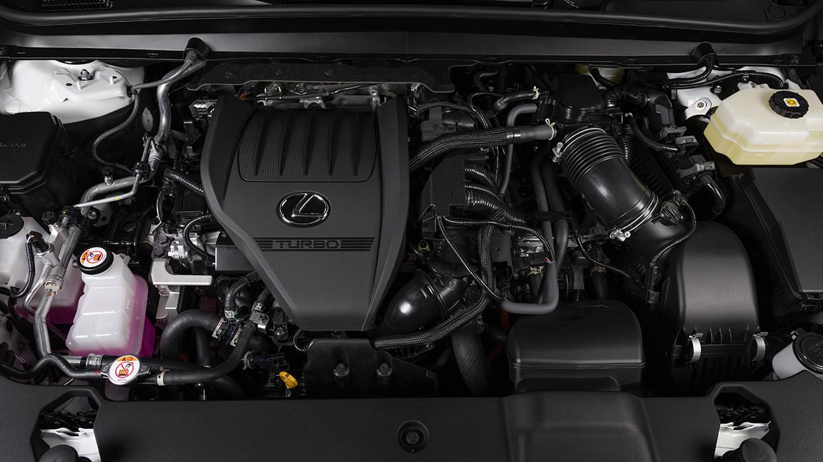 Новый Lexus RX получил турбомотор 2.4 вместо V6 3.5