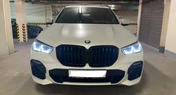 BMW X5 2021 года за 51 000 000 тг. в Алматы