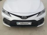 Toyota Camry 2021 года за 17 000 000 тг. в Атырау