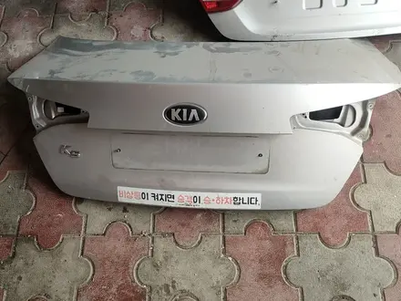 Багажник задний Kia K5 за 100 000 тг. в Алматы – фото 2