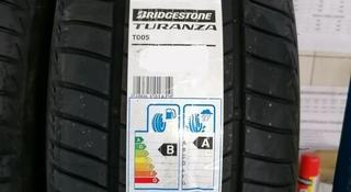 Шины Bridgestone 225/45/r19 T005 за 108 500 тг. в Алматы