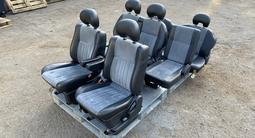 Комплект сидений на Мицубиси делику булку за 420 000 тг. в Алматы – фото 4