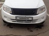 ВАЗ (Lada) Granta 2190 (седан) 2013 года за 2 400 000 тг. в Атырау – фото 2