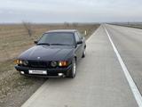 BMW 528 1995 года за 2 800 000 тг. в Туркестан – фото 2