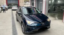 Toyota RAV 4 2018 года за 14 000 000 тг. в Шымкент