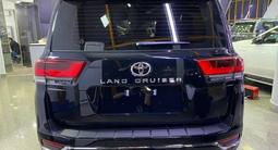 Toyota Land Cruiser Premium 70th Anniversary 2022 года за 85 000 000 тг. в Нур-Султан (Астана) – фото 4
