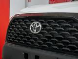Toyota Corolla Cross 2021 года за 19 800 000 тг. в Павлодар – фото 2