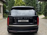 Land Rover Range Rover 2023 года за 120 000 000 тг. в Алматы – фото 4