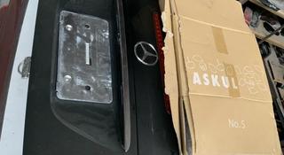 Крышка багажника на Mercedes-Benz 211 привозная с японии за 18 000 тг. в Алматы