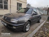 Volkswagen Vento 1993 года за 1 300 000 тг. в Алматы