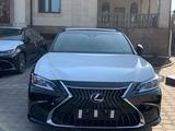 Lexus ES 300h 2022 года за 34 199 000 тг. в Алматы