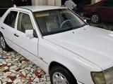 Mercedes-Benz E 220 1995 года за 2 100 000 тг. в Актау – фото 4