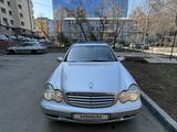 Mercedes-Benz C 240 2002 года за 3 700 000 тг. в Алматы