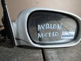 Зеркало правое Toyota Avalon MCX10 за 10 000 тг. в Темиртау